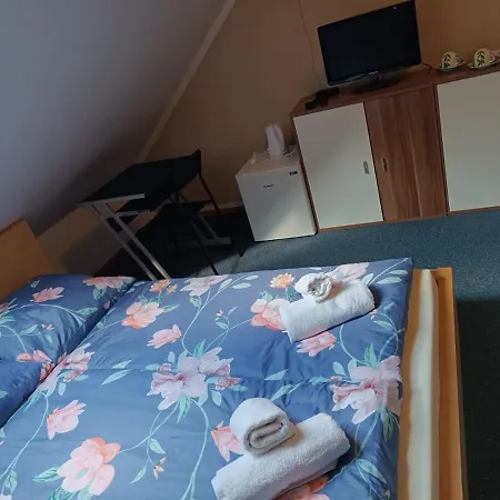 Vendégház Restaurace A U Lesa *